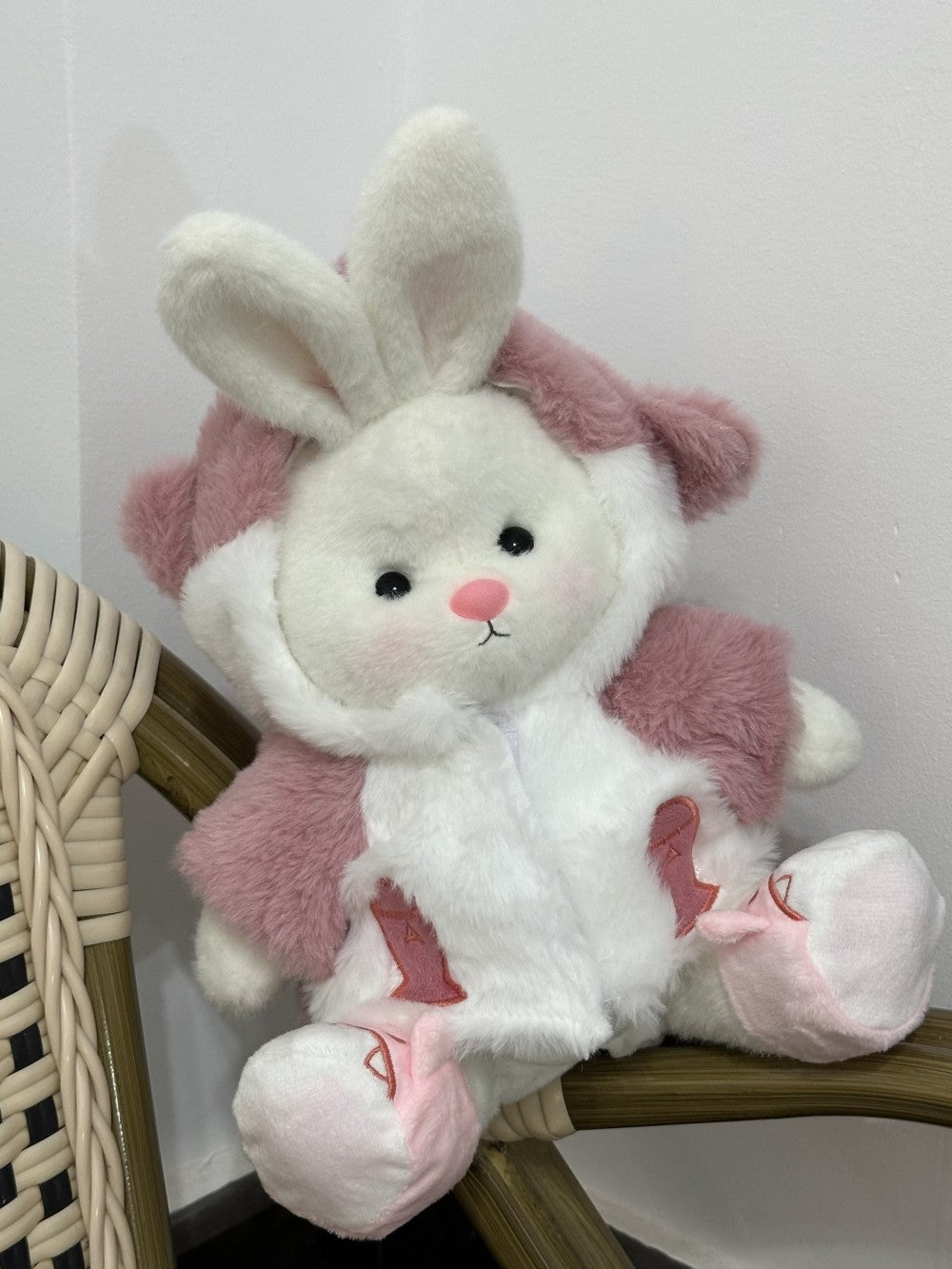 Homeyfriends Cute Jointed Bunny With Pink Shark Outfit